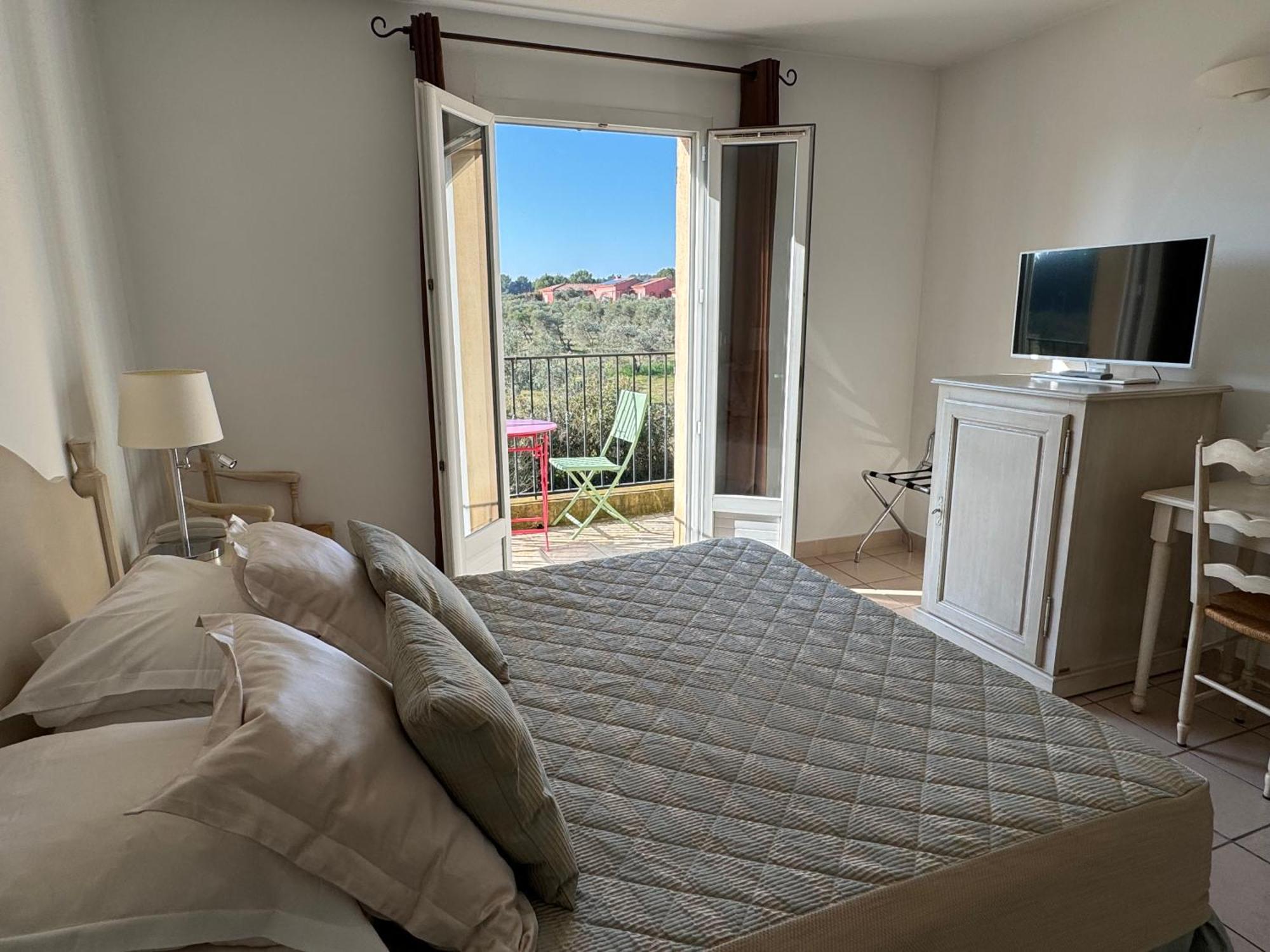 Hotel Terriciae Aux Portes De Maussane Les Alpilles Kültér fotó