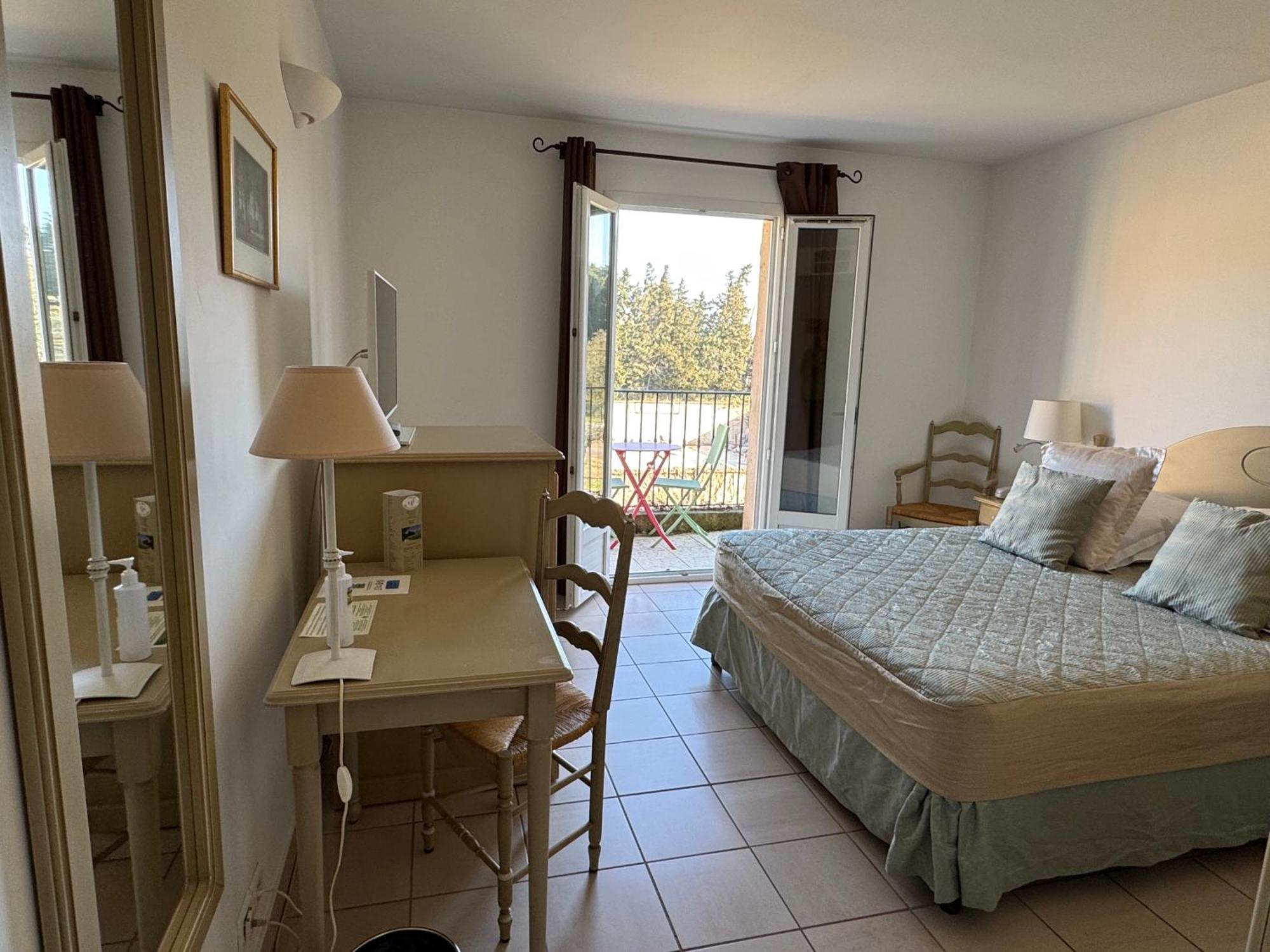 Hotel Terriciae Aux Portes De Maussane Les Alpilles Kültér fotó