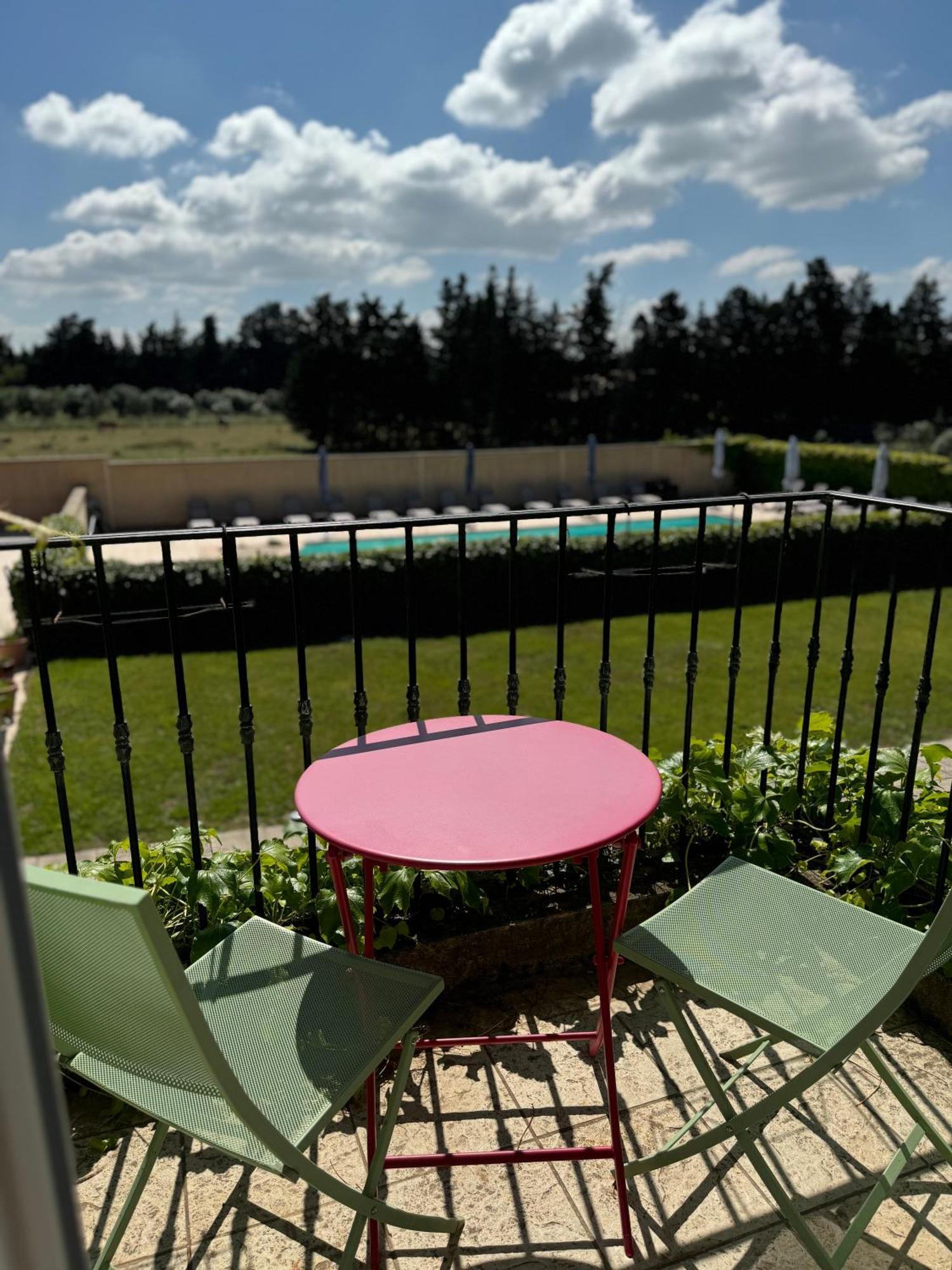 Hotel Terriciae Aux Portes De Maussane Les Alpilles Kültér fotó