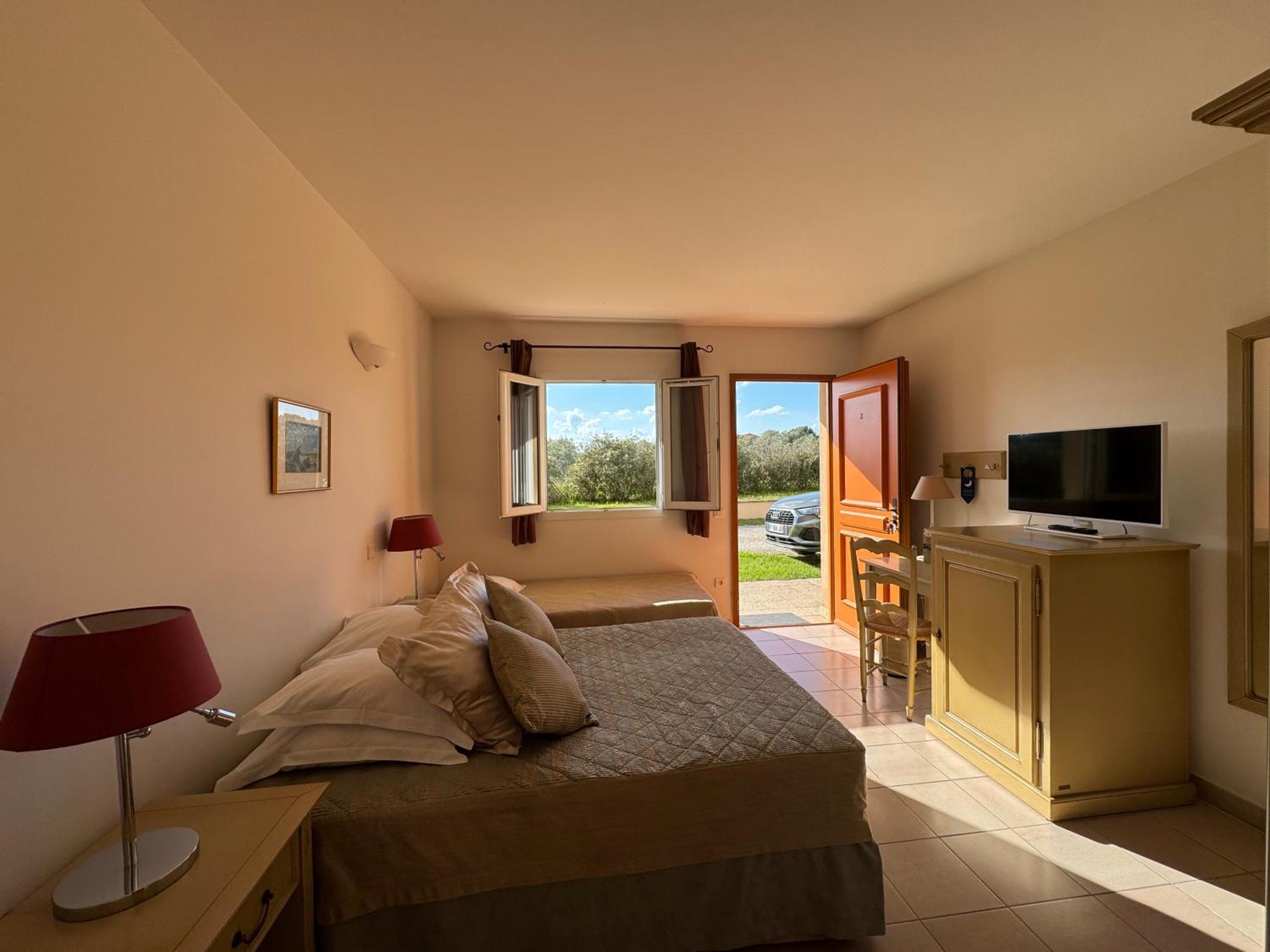 Hotel Terriciae Aux Portes De Maussane Les Alpilles Kültér fotó